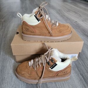 UGG  Highland Hi GTX  Waterproof Sneakers